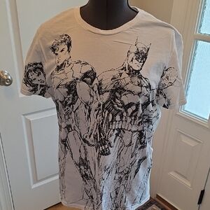 DC COLLECTION White Graphic Tee with Black Design